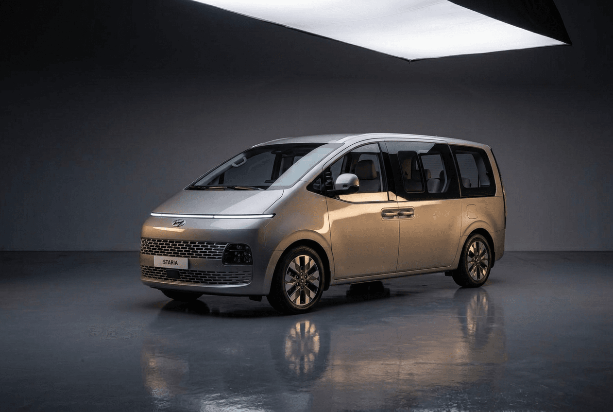 Hyundai Staria vehicle catalogue image